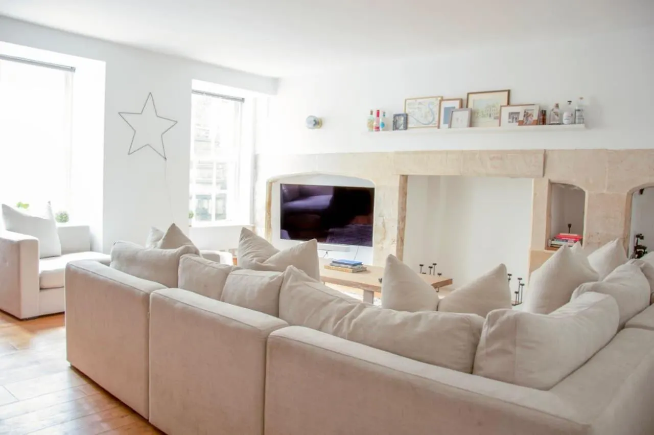 Incredible 3 Bed Basement Flat With Garden Apartment Bath United Kingdom
